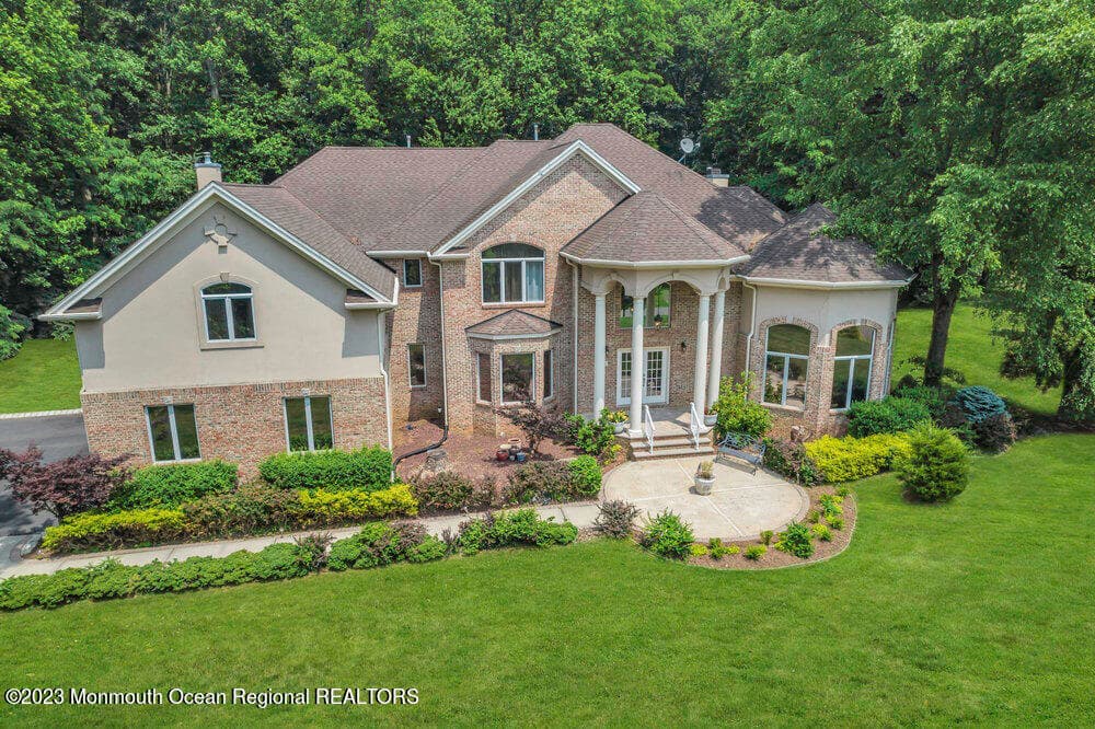 Sold: 5 Kaiser Court, Morganville, New Jersey 07751